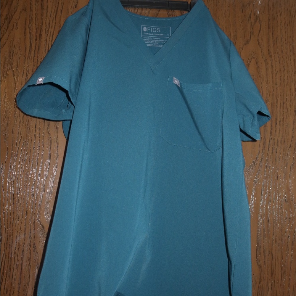 Figs Teal Short Sleeve Scrub Top
